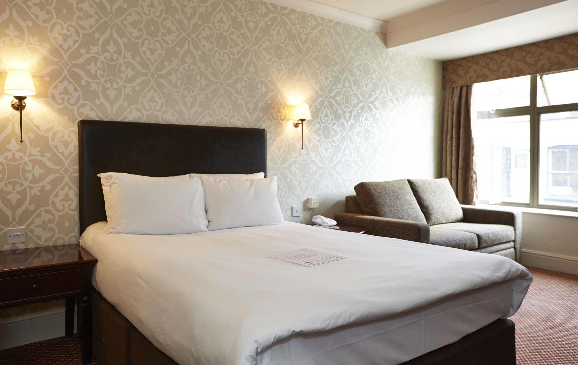 Ye Olde Talbot Hotel By Greene King Inns 우스터 외부 사진